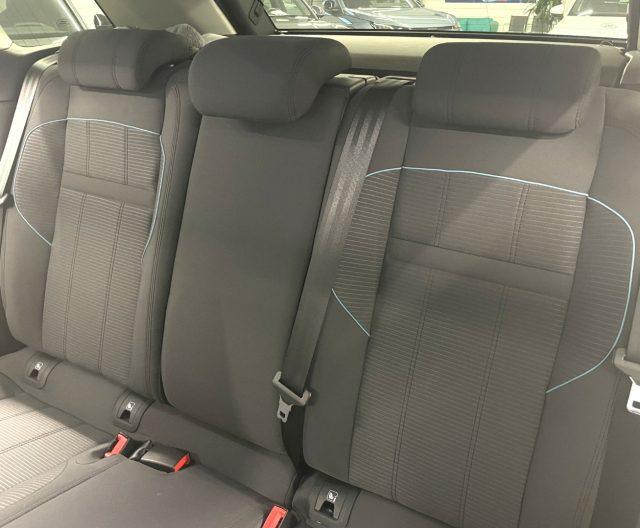 LAND ROVER Range Rover Evoque 2.0D I4 150 CV L.FLW R-Dynamic