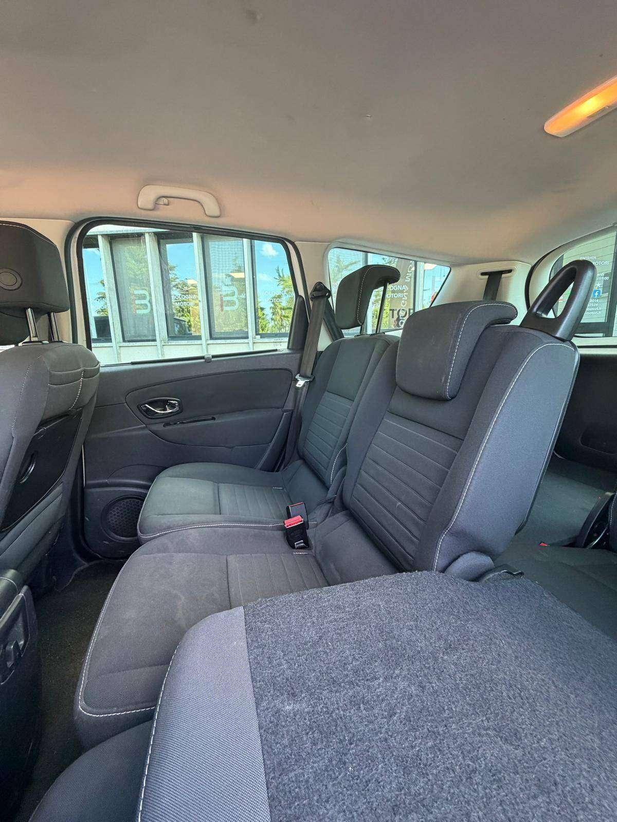 Renault Scenic 7 POSTI
