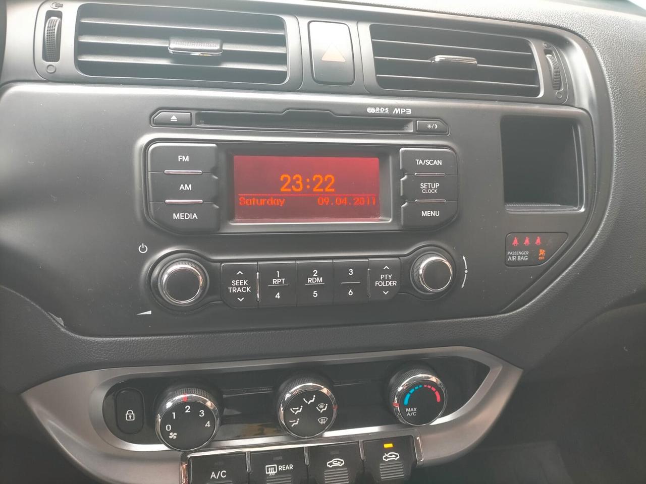 Kia Rio 1.1 CRDi WGT 5p. EX DISEL