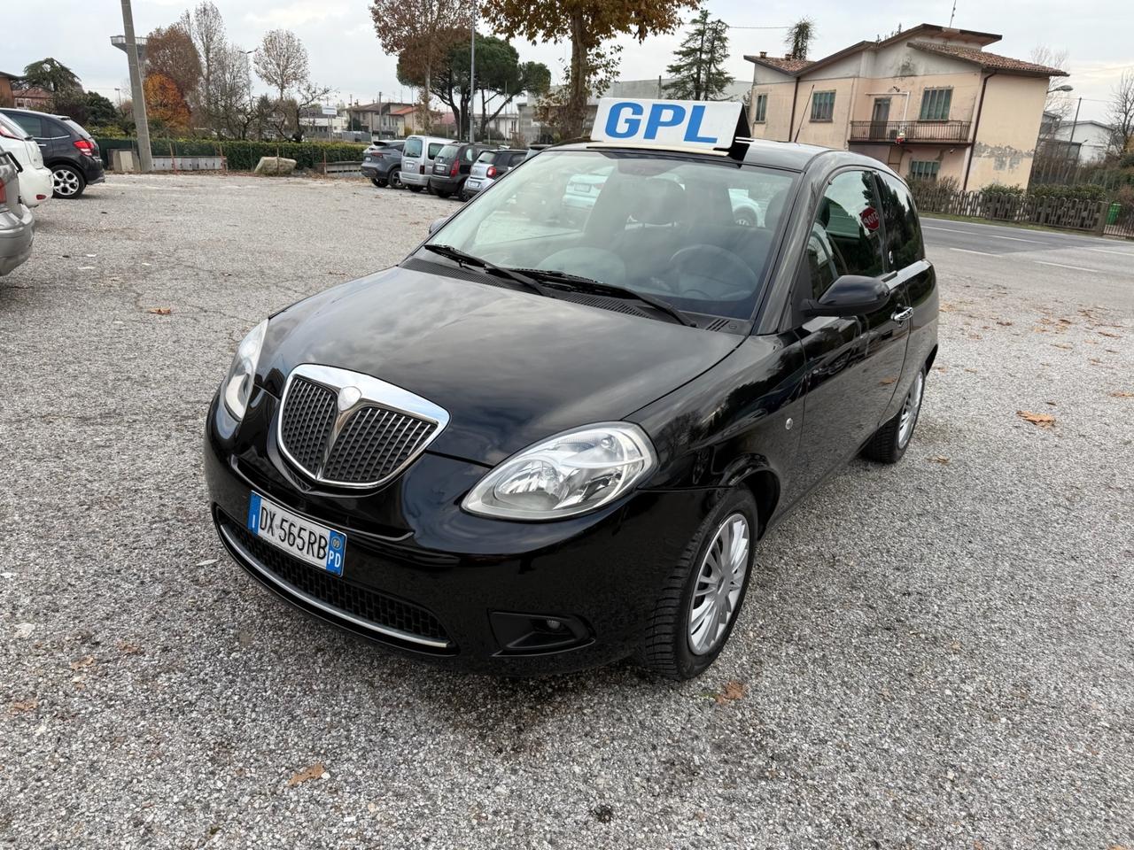 Lancia Ypsilon 1.4 Ecochic GPL Ok Neopatentati