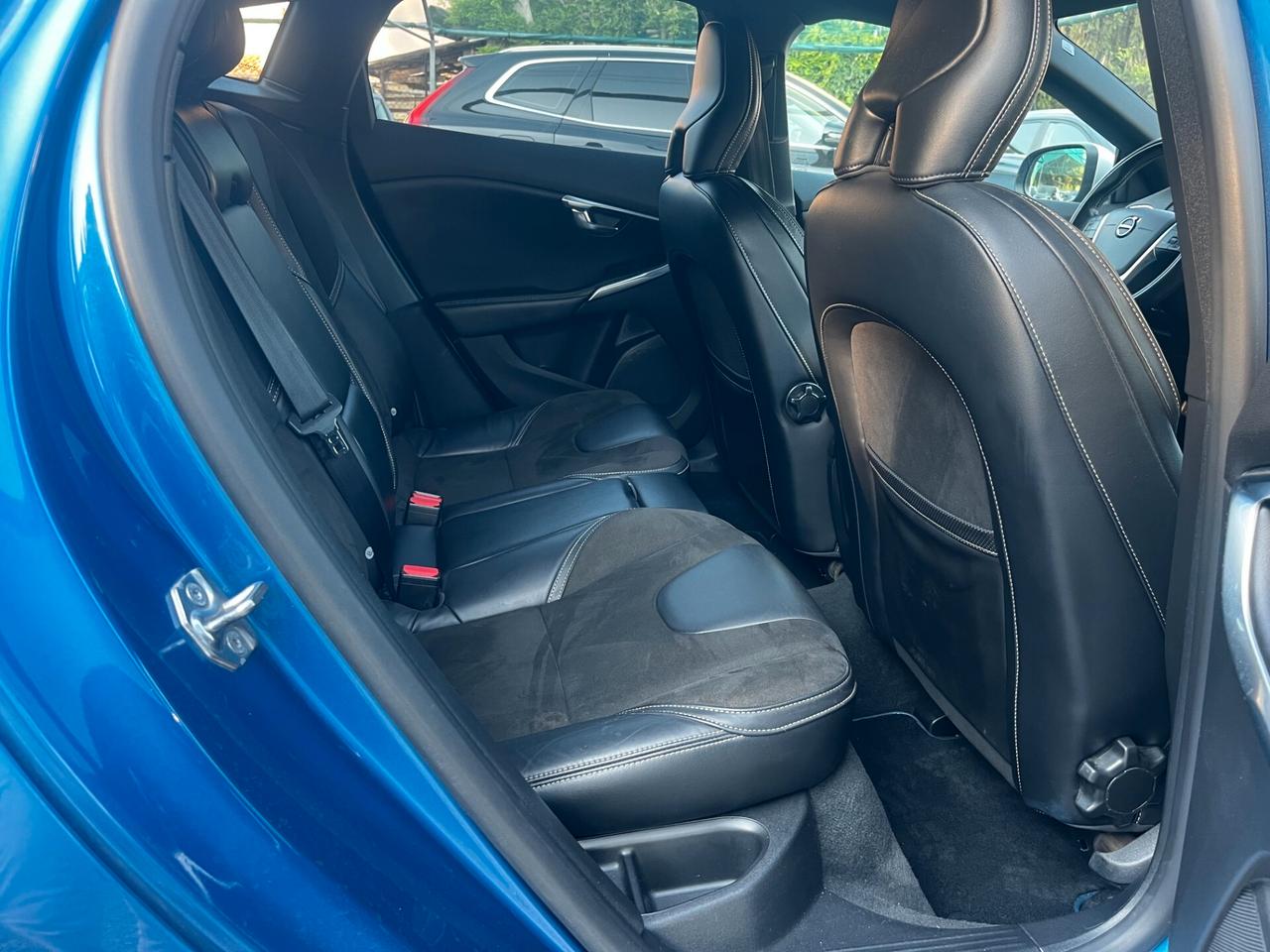 Volvo V40 Geartronic R-design