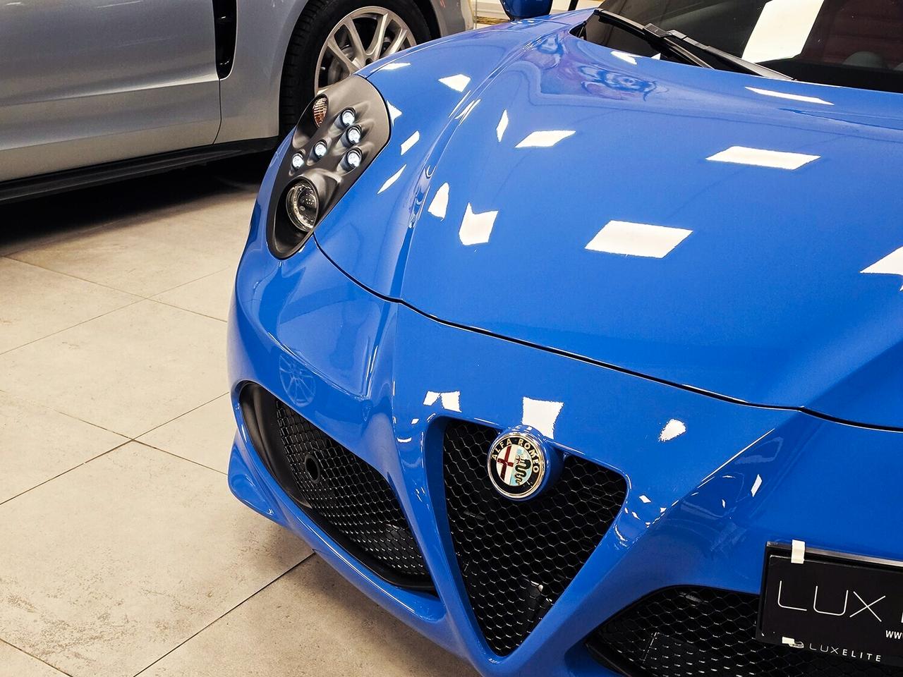 Alfa Romeo 4C 1750 TBi VERNICE SPECIALE _ TAGLIANDATA MENO DI 1000KM FA _ UNICO PROPRIETARIO _ SERVICE BOOK _ GARANZIA 12 MESI _ ALPINE _ ESTINTORE
