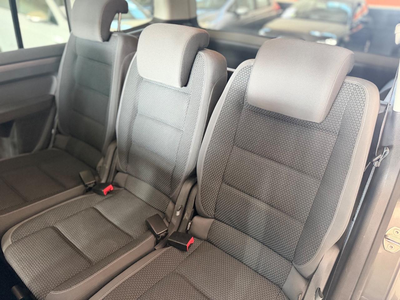 Volkswagen Touran 1.6 TDI Trendline NEOPATENTATI