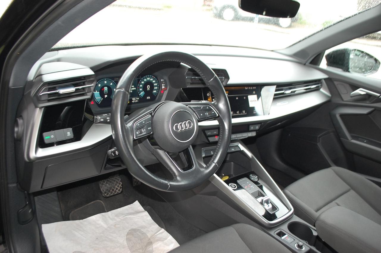 Audi A3 Sportback 35 2.0 tdi 150CV Business S-Tronic Uff Italy