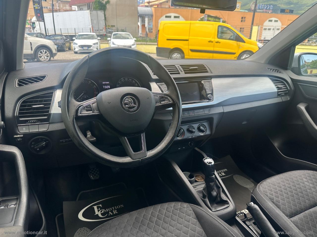 SKODA Fabia 1.0 MPI 60 CV Twin Color D.E. Arg. - 2017