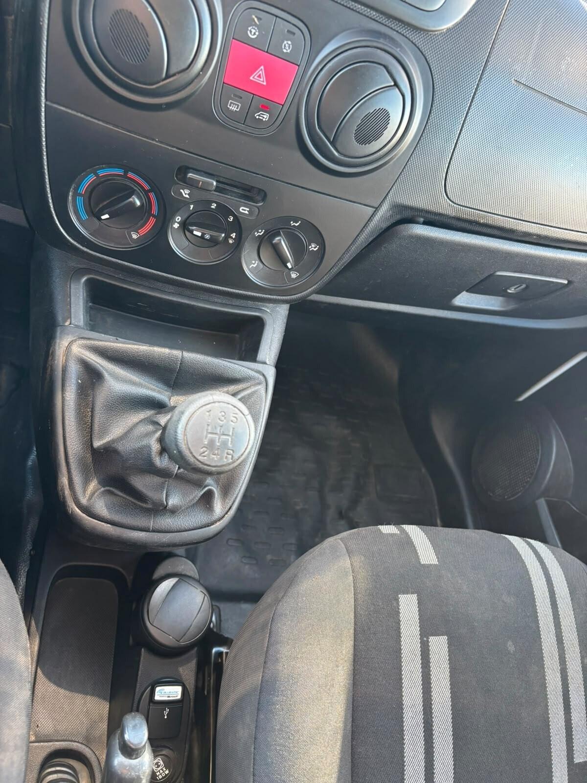Fiat Fiorino 1.3 MJT 95CV