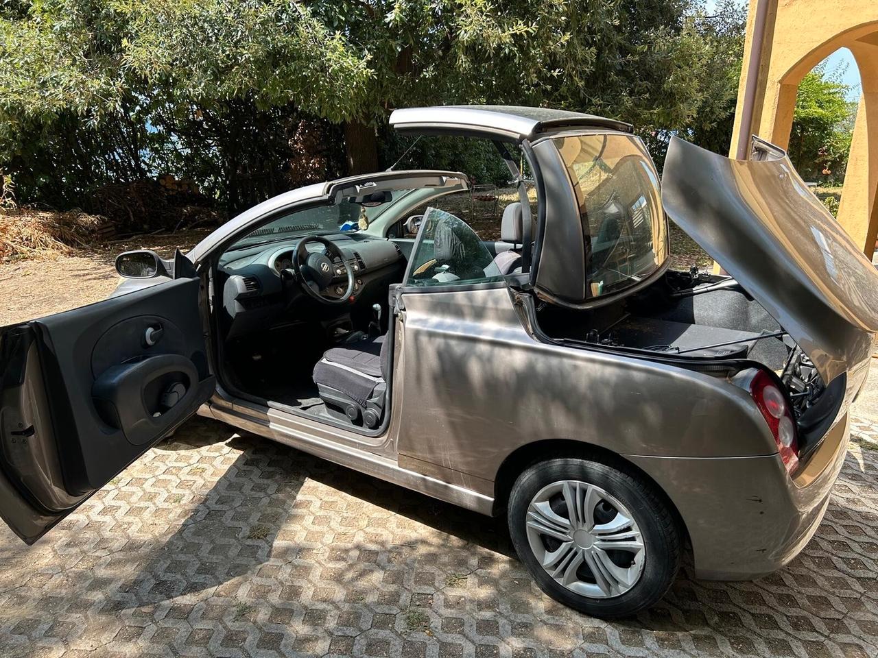 Nissan Micra C+C 1.6 16V Tekna