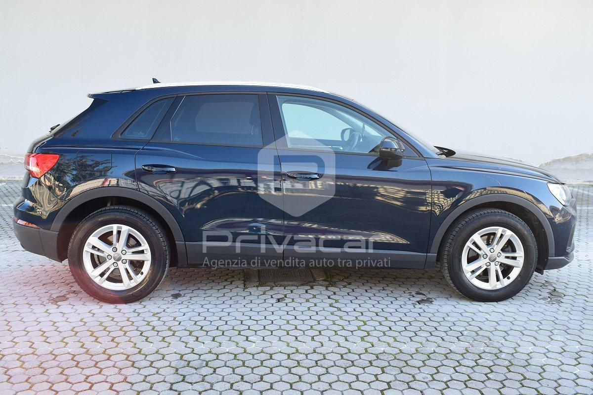 AUDI Q3 35 TDI S tronic Business