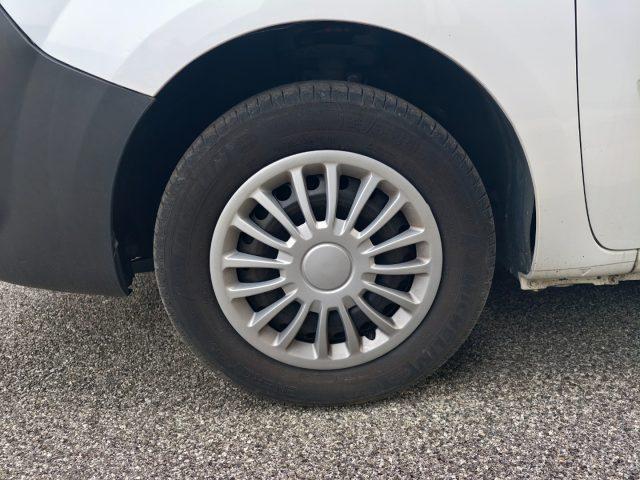 NISSAN NV250 1.5 dCi 95CV PC Van