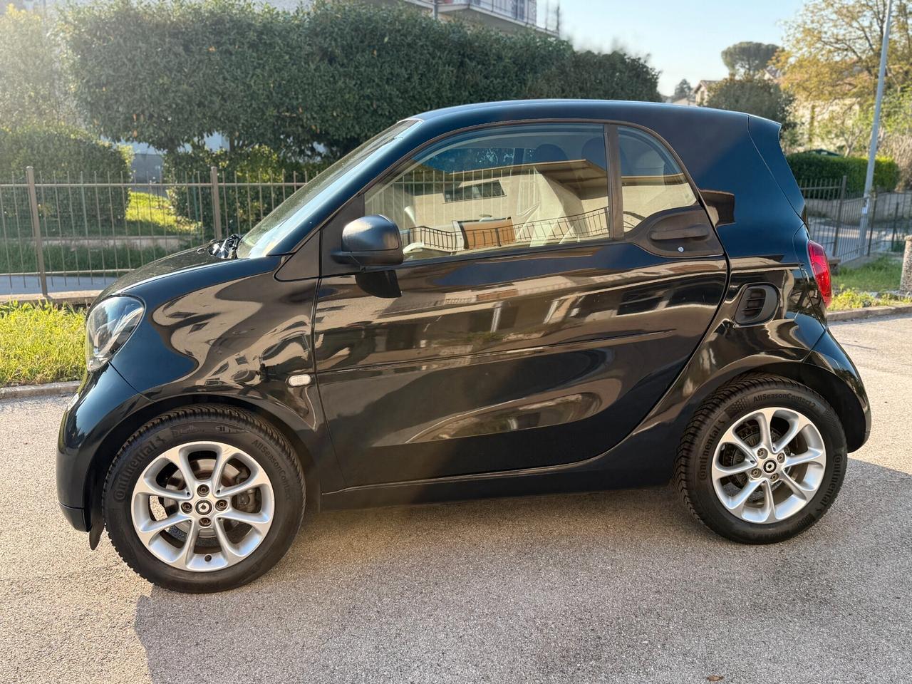 Smart ForTwo 1000 62 kW coupé passion