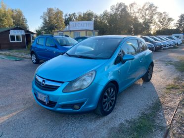 OPEL CORSA 1.3 CDTI ADATTA NEOPATENTATI ANNO 2010