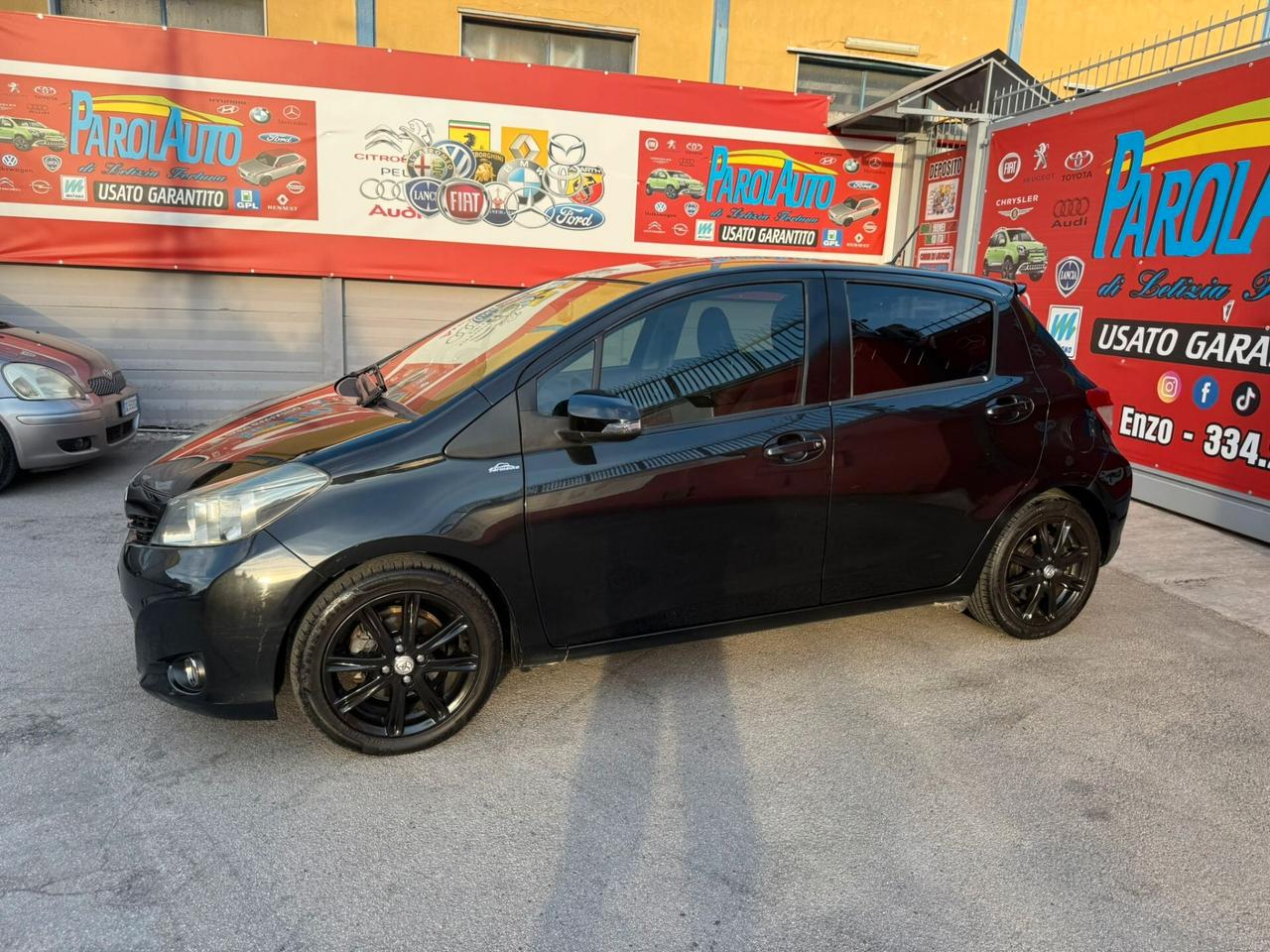 Toyota Yaris 1.4 90cv 5 porte Lounge - 2012
