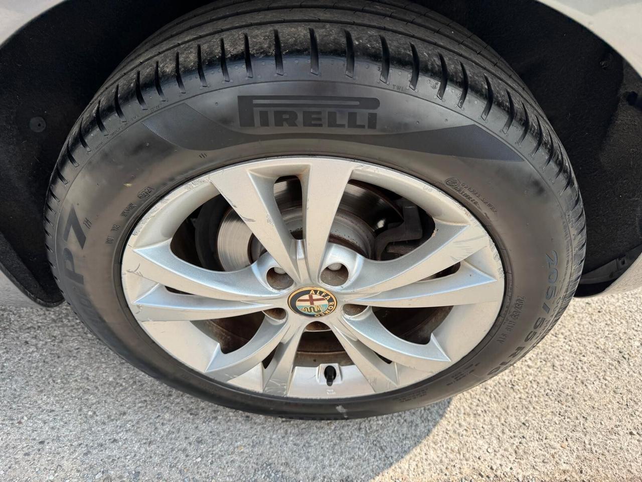 Alfa Romeo Giulietta 1.4 Turbo 120 CV*EURO5*CERCHI