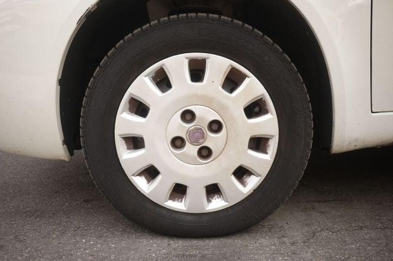 FIAT Grande Punto FIAT Punto 1.2 44KW ANNO 2009 BENZINA/GPL Unicoproprietario