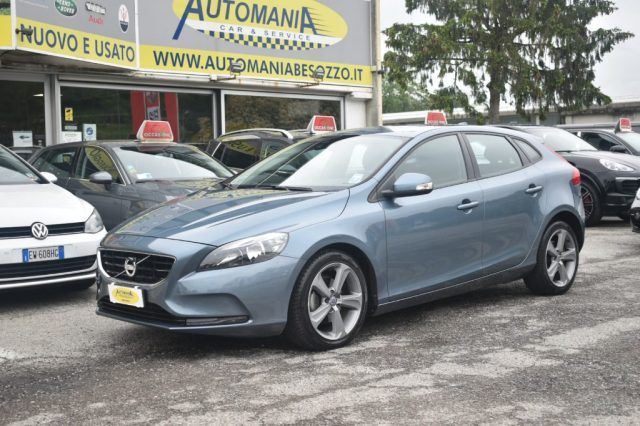 VOLVO V40 D2 1.6