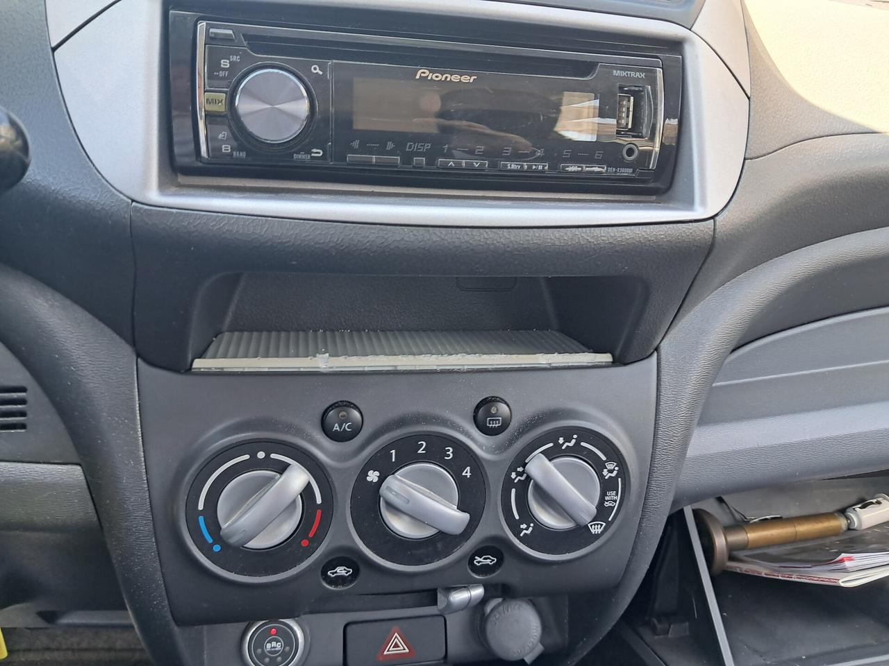 Suzuki Alto 1.0 VVT GLX