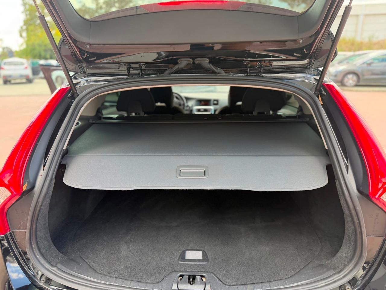 Volvo V60 T4 Powershift Summum