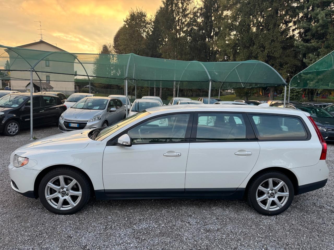 Volvo V70 2.0 D POLAR