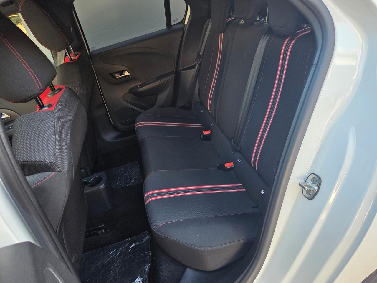 Opel Corsa 1.5 D 100 CV GS Line