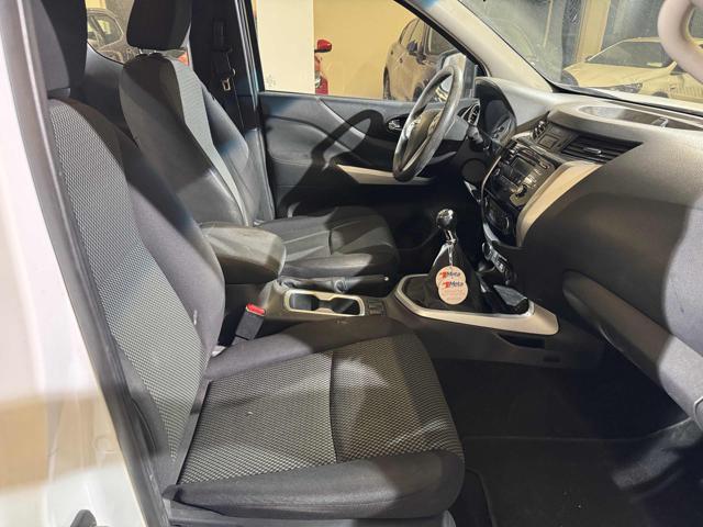 NISSAN Navara 2.3 dCi 4WD King Cab Acenta