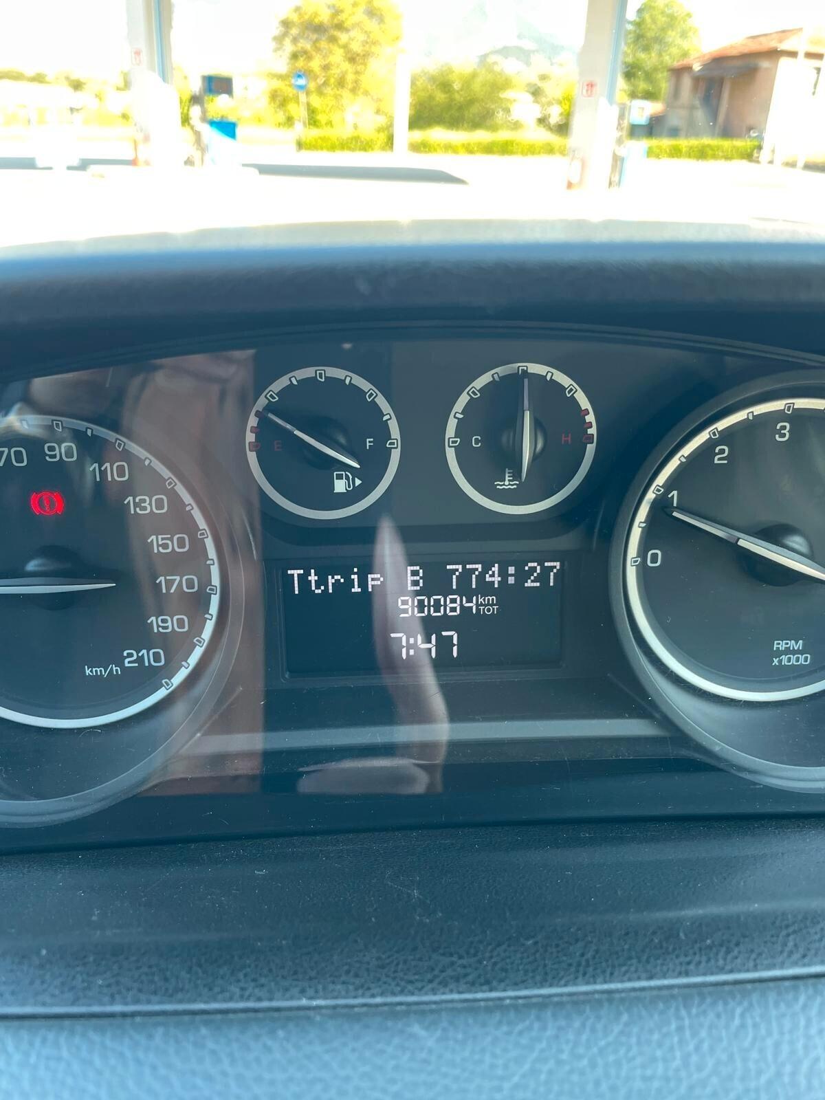 Lancia Ypsilon 1.2 69 CV Unyca
