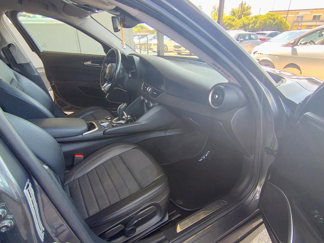 Alfa Romeo Giulia 2.2 Turbodiesel 160 CV AT8 Sprint