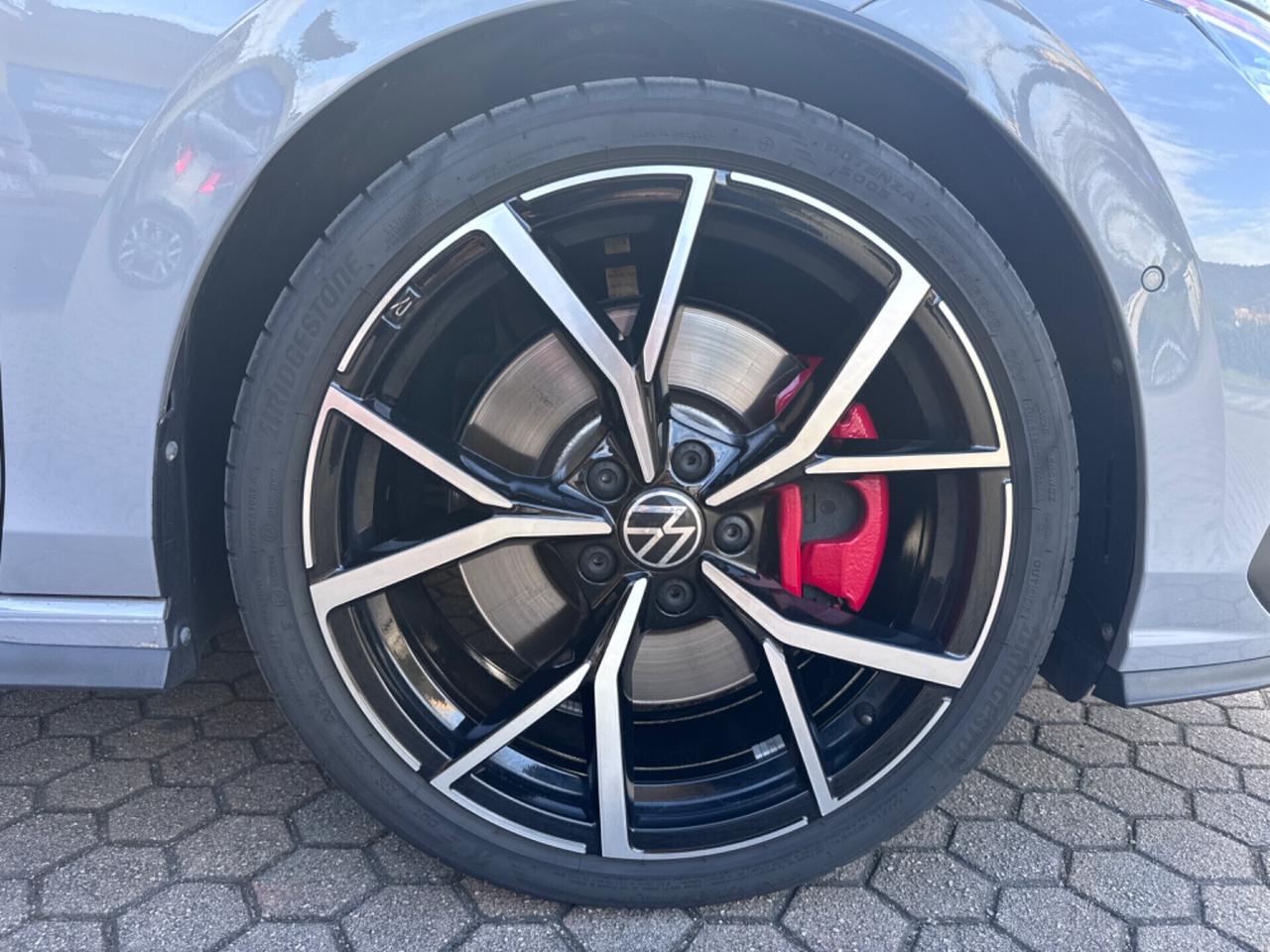 VW Golf GTI DsG TETTO CERCHI DA 19"