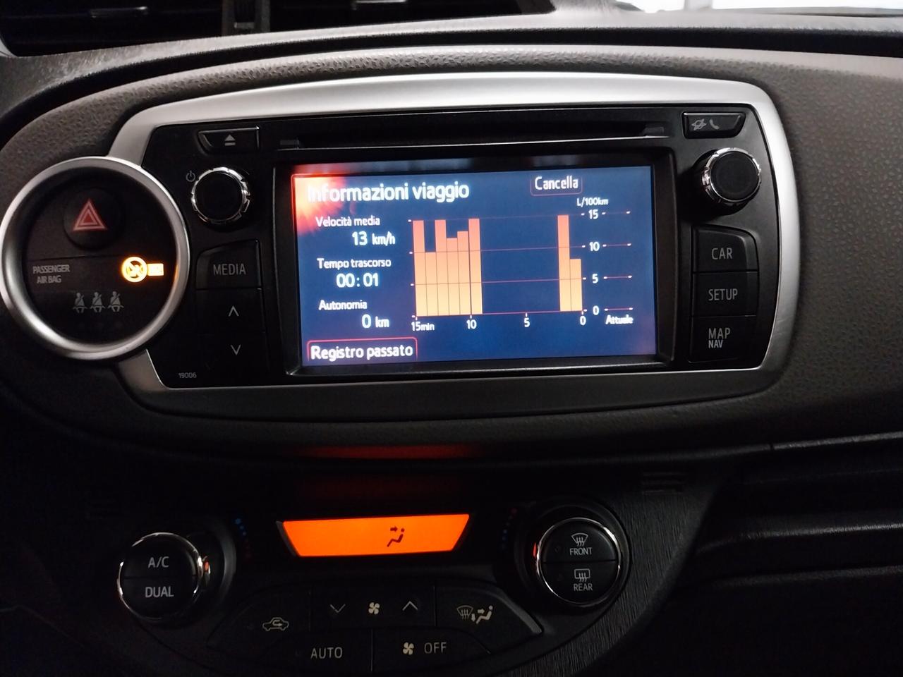 Toyota Yaris 1.4d-4d Lounge - ok neopatentati