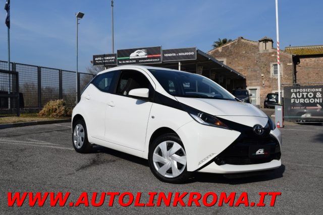 TOYOTA Aygo 1.0 VVT-i 69 CV 5 porte x-cool