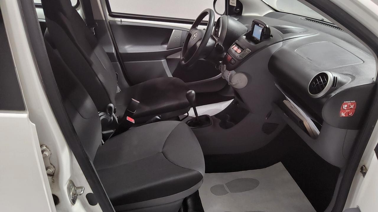 Toyota Aygo 1.0 12V VVT-i 5 porte