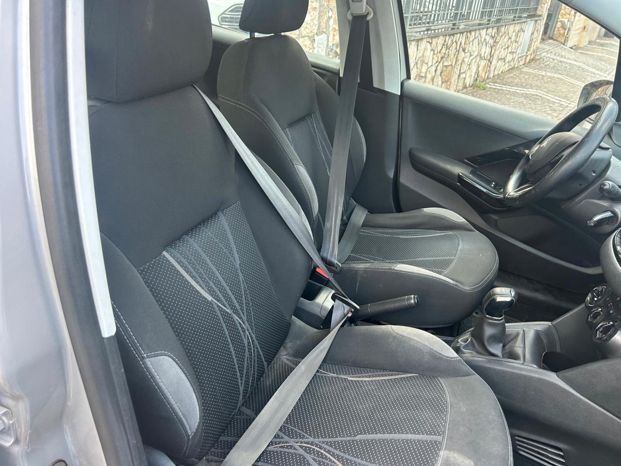 Peugeot 208 1.2 VTi 82 CV 5 porte Allure GPL