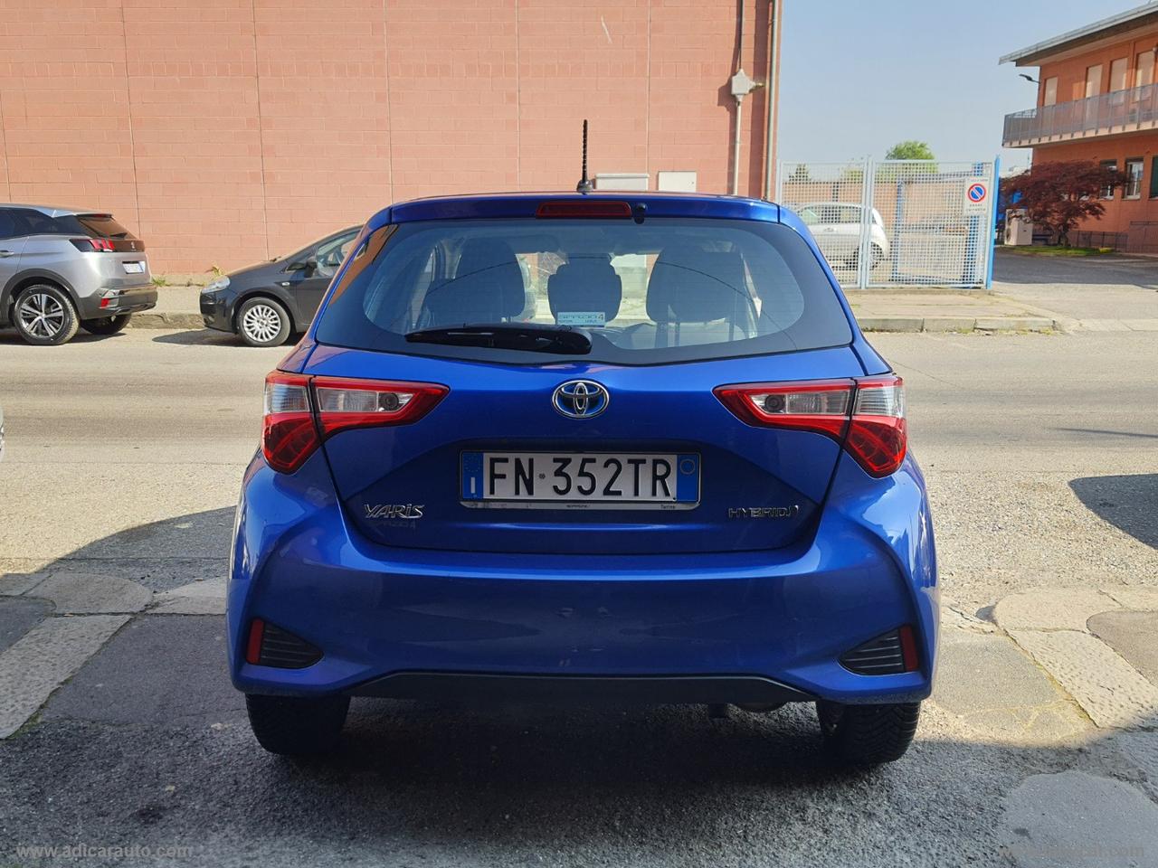 TOYOTA Yaris 1.5 Hybrid 5p.