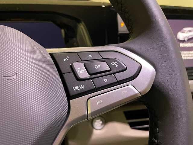 Volkswagen T7 Multivan 1.4TSI eHybrid 218CV Style (PHEV) - IVA ESPOSTA