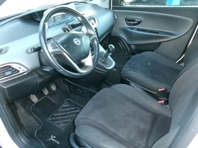 Lancia Ypsilon 0.9 TwinAir 85 CV 5 porte Metano Ecochic Gold