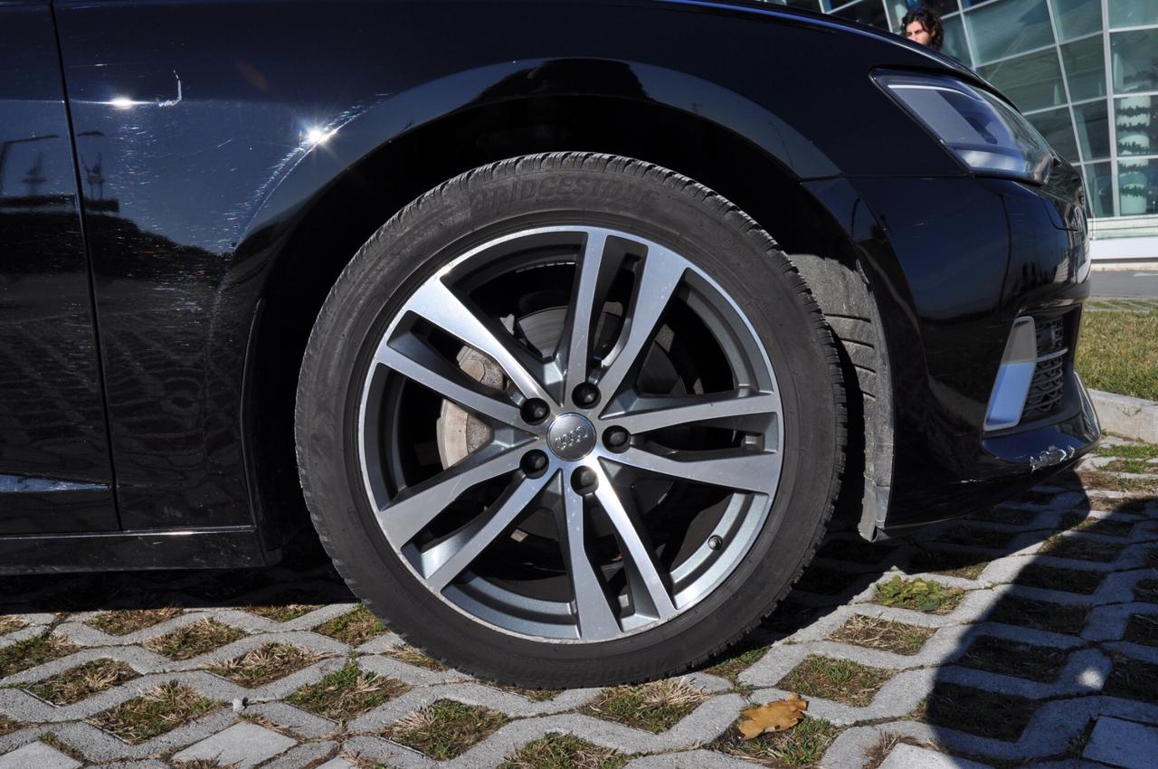 Audi A6 Avant 40 2.0 TDI S tronic