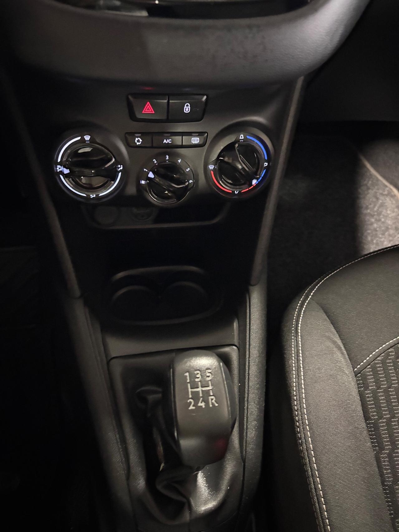 Peugeot 208 1.6 hdi Allure | OK NEOPATENTATI |