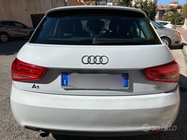 Audi A1 SPB 1.6 TDI Ambition ideale per neo patent