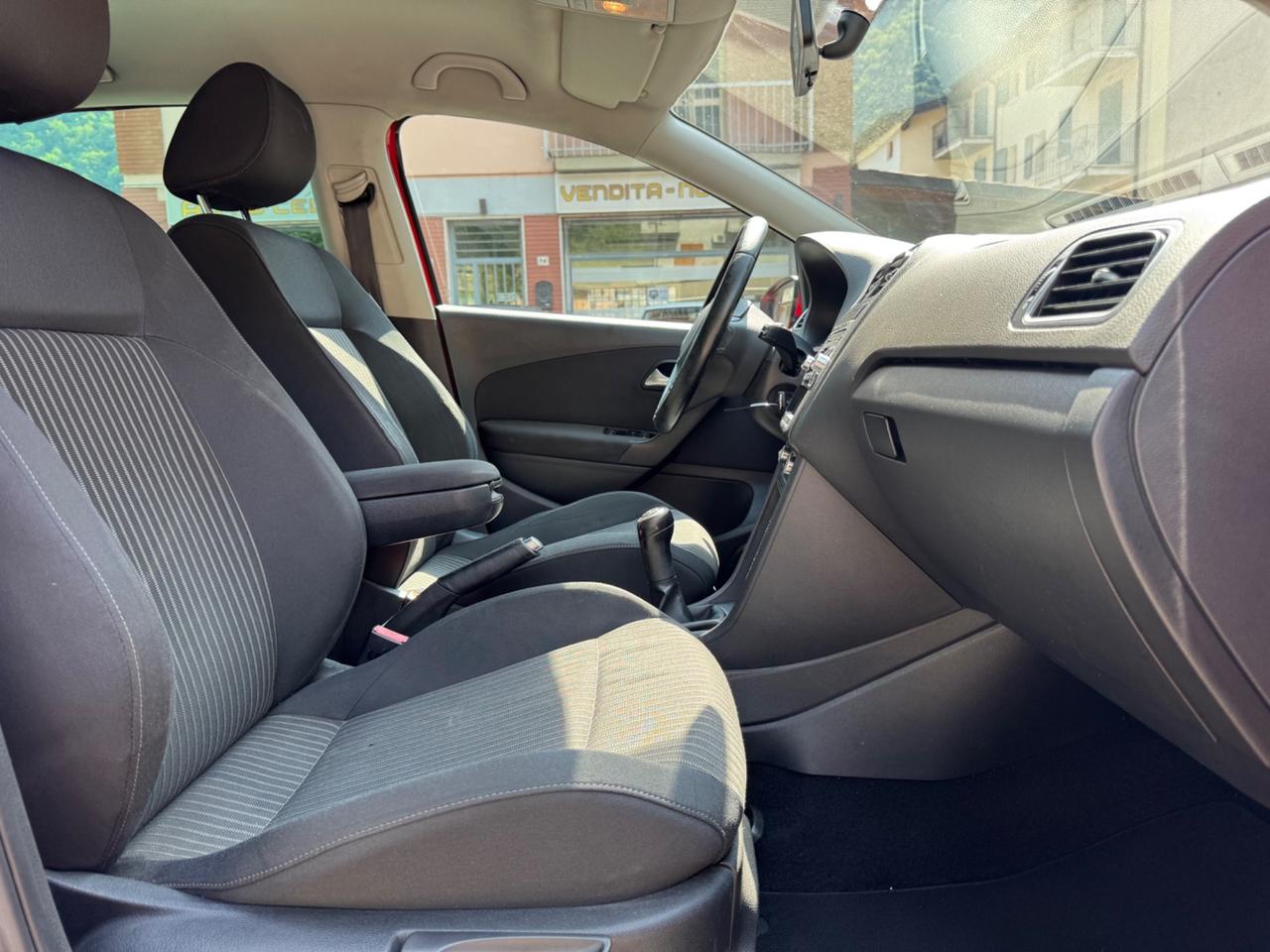 Volkswagen Polo 1.4 5 porte TAGLIANDATA - OK NEOPATENTATI