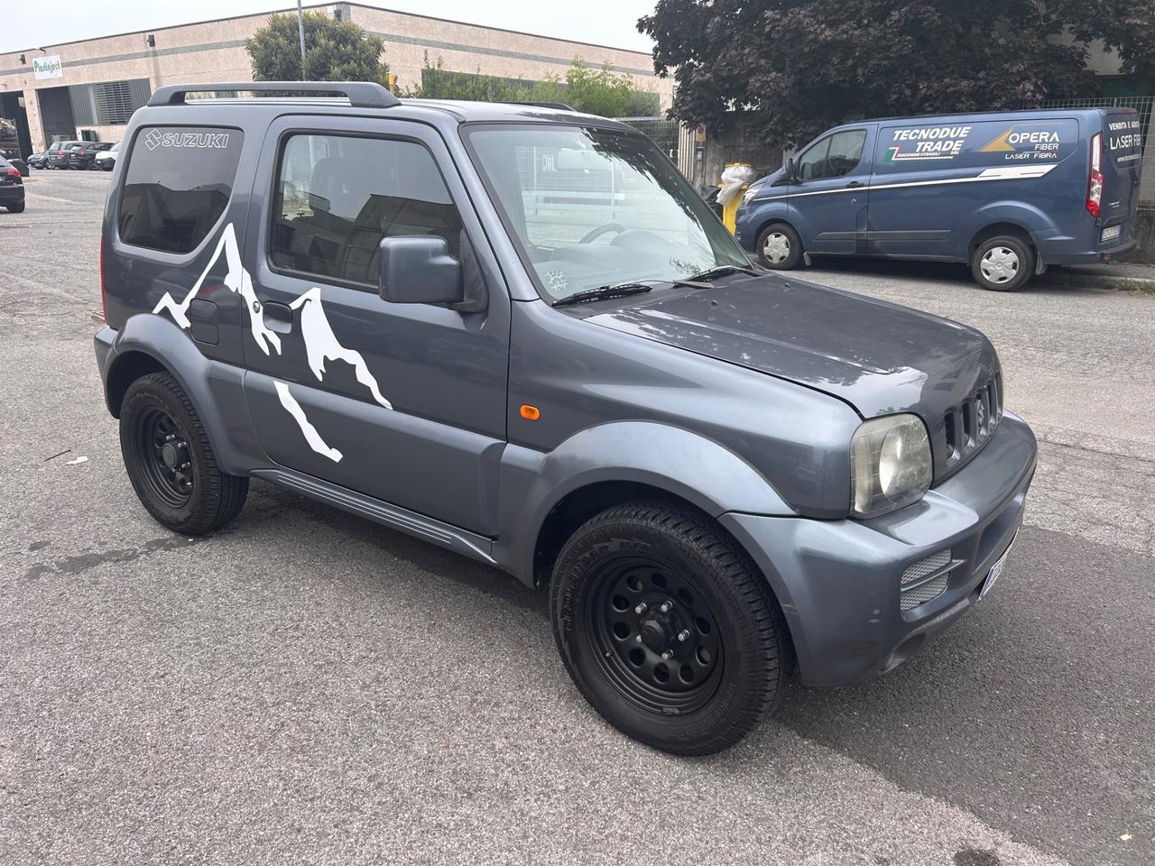 Suzuki Jimny 1300 benzina gancio traino