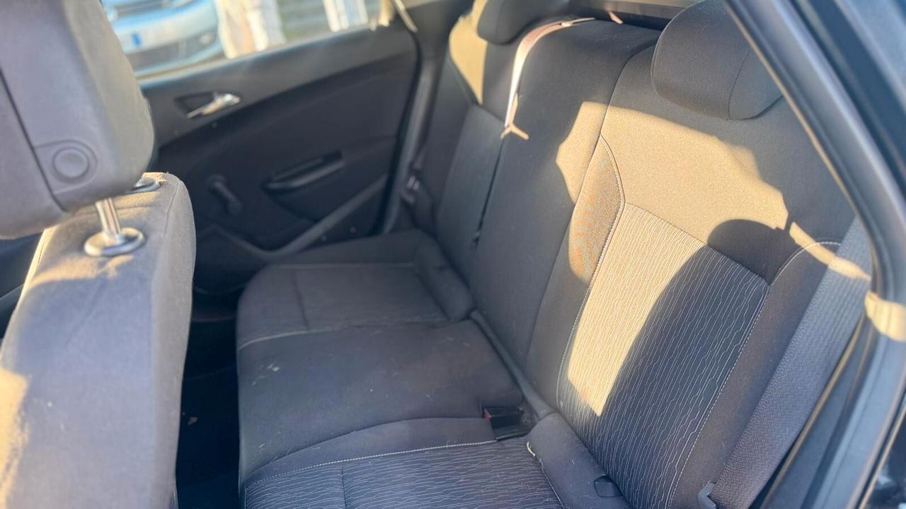 Opel Astra SW 1.4B/GPL 2013