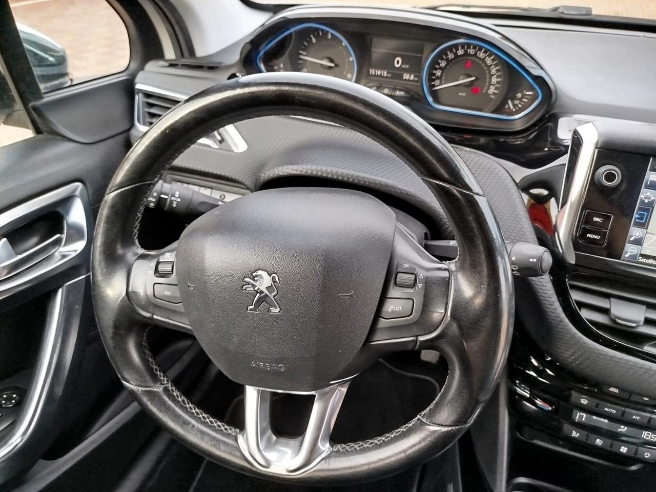 Peugeot 2008 BlueHDi 120 S&S Allure