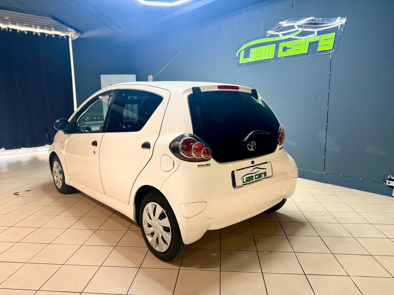 Toyota Aygo 1.0 12V VVT-i 5 porte Active Connect