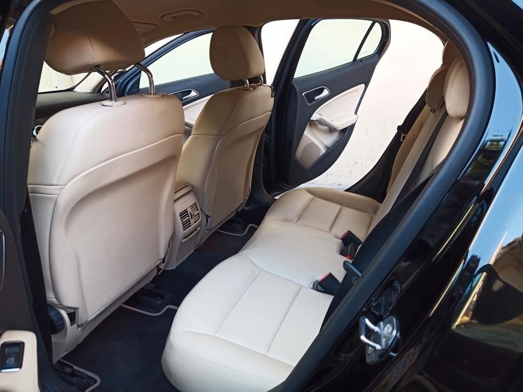 Mercedes-benz GLA 220 d Automatic 4Matic Premium