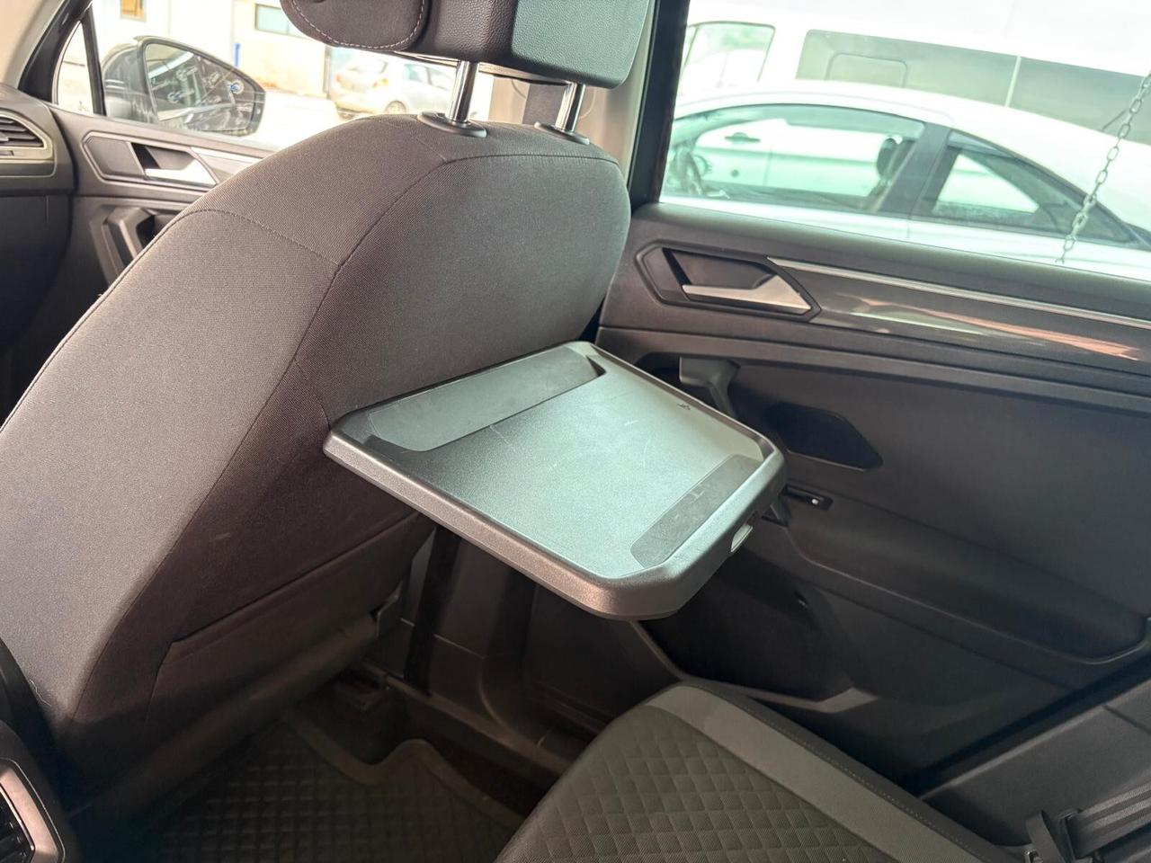 Volkswagen Tiguan - 1.6 TDI - R-LINE