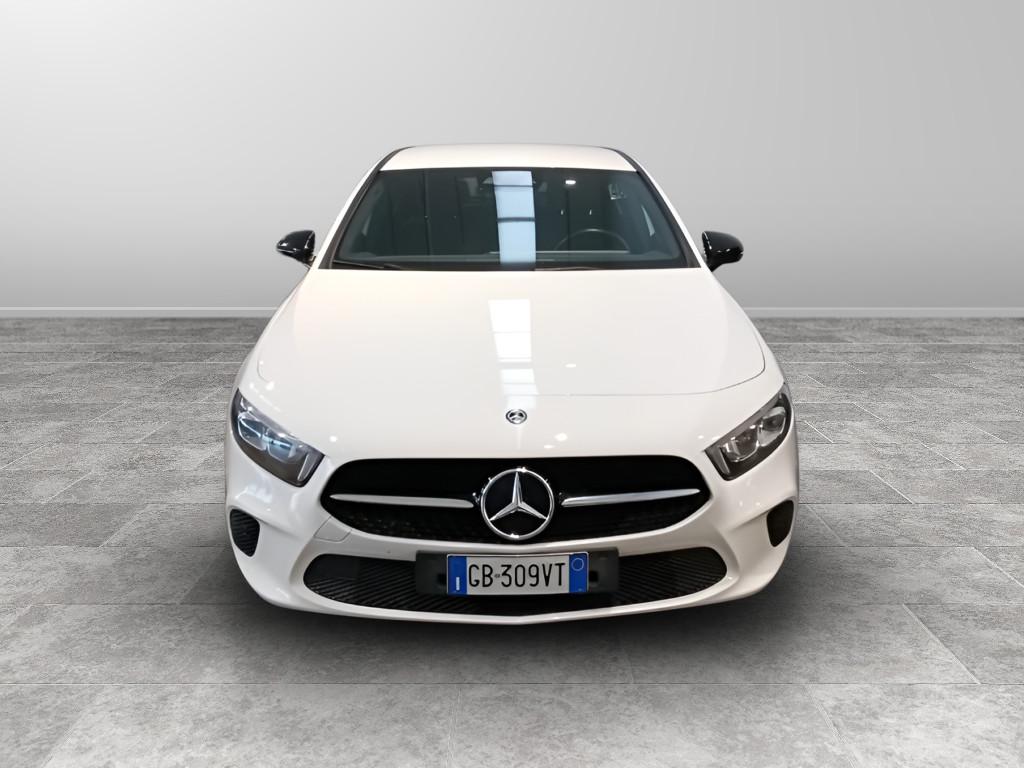 Mercedes-Benz Classe A - W177 2018 - A 180 d Sport auto