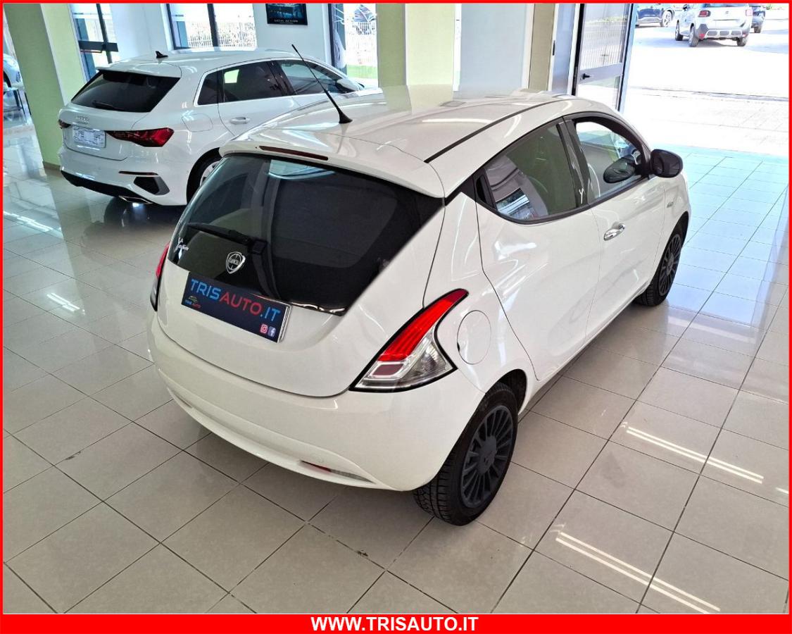 LANCIA Ypsilon 1.3 MJT Silver NEOPATENTATI