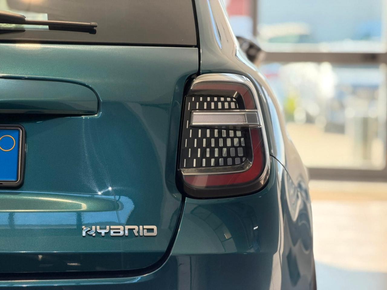 Fiat 600 Hybrid 100 CV DCT MHEV La Prima