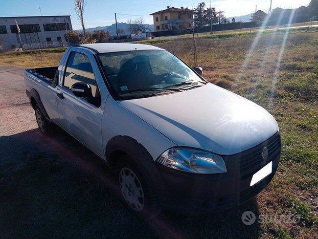 Fiat Strada 1.3 MJT 95CV Pickup Working