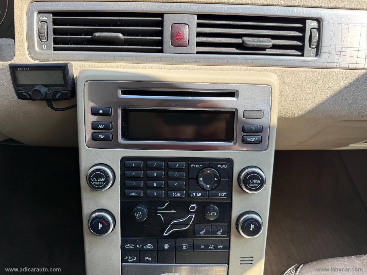 VOLVO XC70 D5 AWD aut.