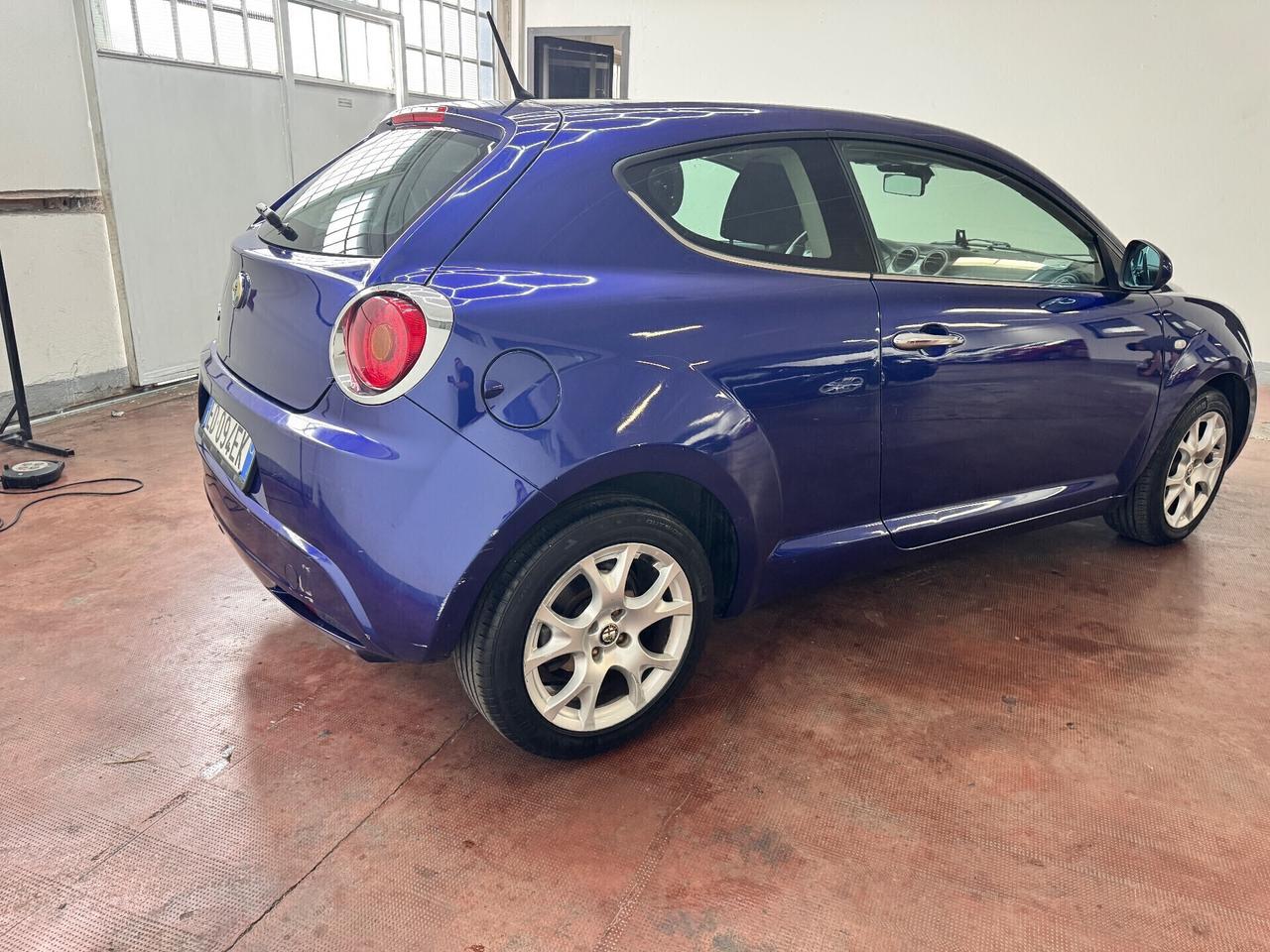 Alfa Romeo MiTo 1.6 JTDm 16V Sport Pack